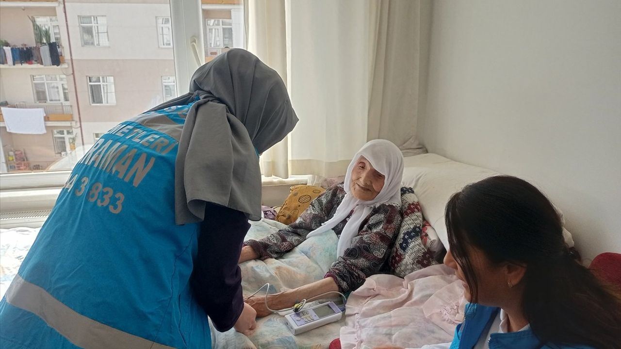 Karaman'da 100 Yaşına Giren Kadının Doğum Günü Kutlandı