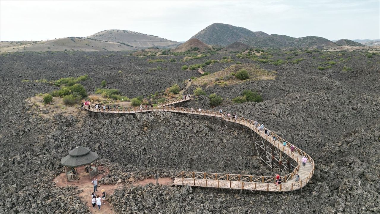 Karavancılar Kula-Salihli UNESCO Küresel Jeoparkı'nda Bir Araya Geldi