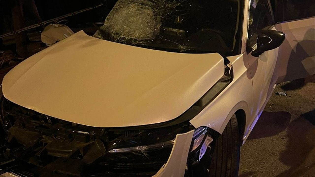 Kars'ta Feci Kaza: 1 Ölü, 4 Yaralı ve Kaçan Sürücü Tutuklandı