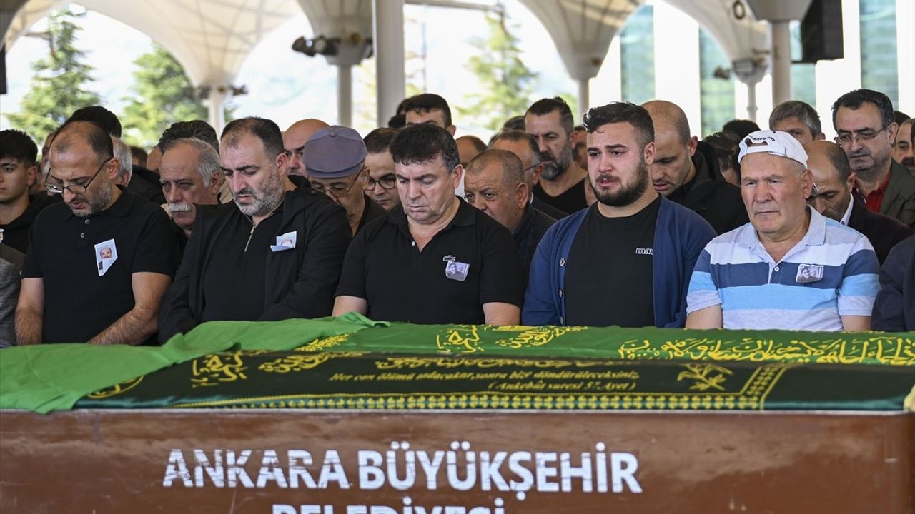 Kastamonu'da Şok Eden Cinayet: Burçin Sevgi T. Ankara'da Defnedildi