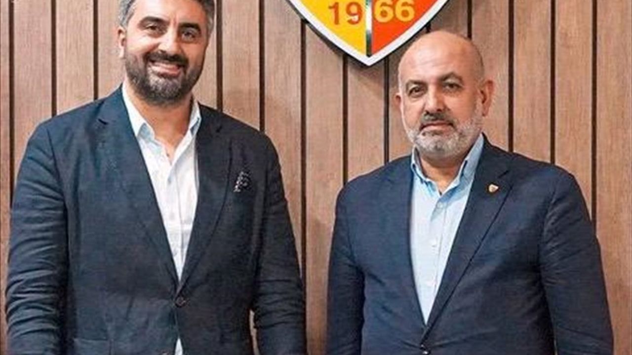 Kayserispor Yeni Teknik Direktörü Sinan Kaloğlu ile Anlaştı