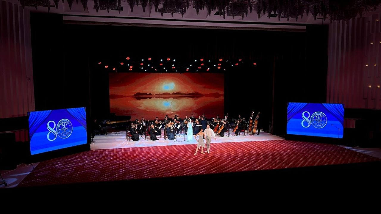 Kırgızistan Dışişleri Bakanlığı'nın 80. Yıldönümü Coşkuyla Kutlandı