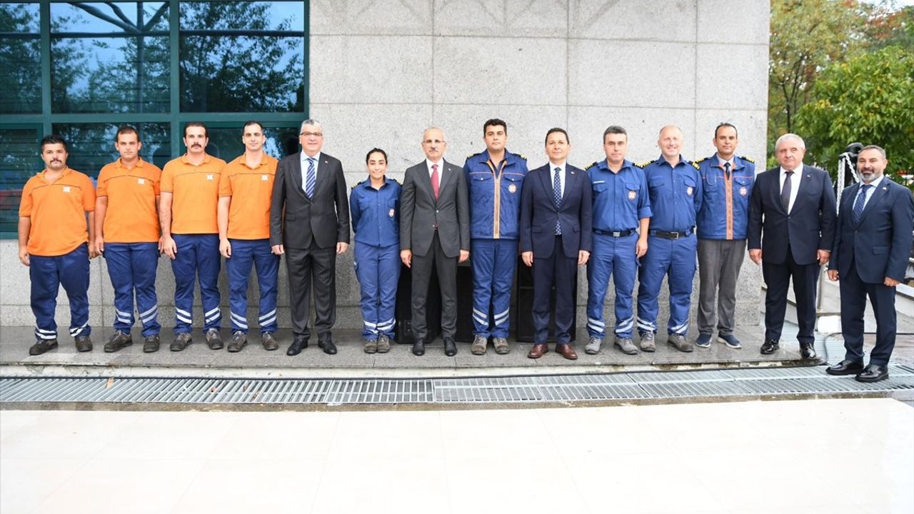 Kıyı Emniyeti'nin 9 Aylık Başarısı: 37 Bin Geminin Kılavuzluğu