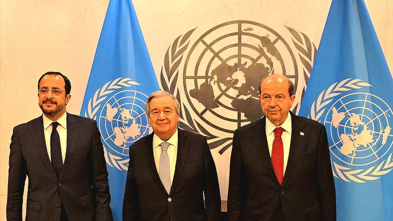 KKTC Cumhurbaşkanı Tatar, Türkiye ve Yunanistan'la BM Görüşmesi Yapılacağını Açıkladı