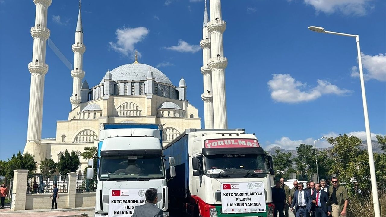 KKTC'den Gazze'ye İnsani Yardım Gönderildi