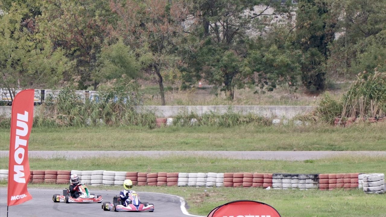 Kocaeli'de Türkiye Karting Şampiyonası Heyecanı