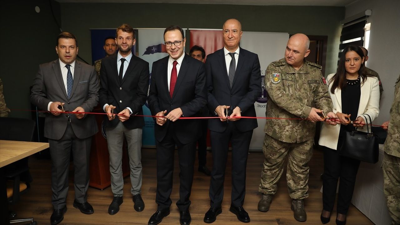 Kosova'da 24 Saat Türkçe Yayın Yapan Radyo Hisar'a Destek