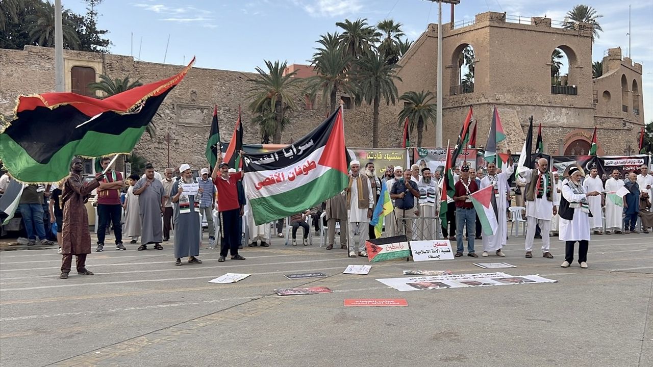 Libya'da Yahya Sinvar İçin Gıyabi Cenaze Namazı Kılındı