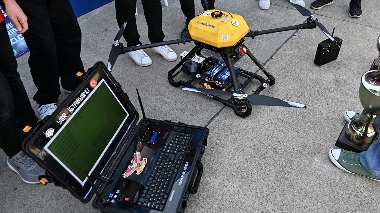 Lise Öğrencilerinin Başarısı: Afetlerde Kullanılan İHA ile Birincilik