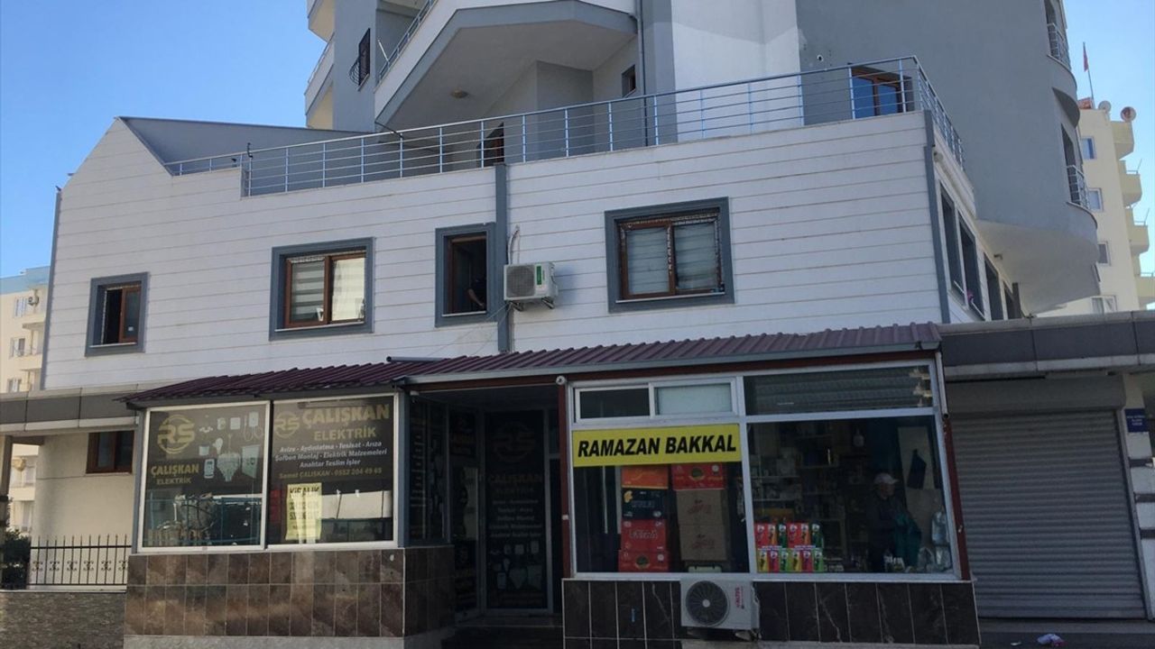 Mersin'de Eşini Yaralayan Koca İntihar Etti