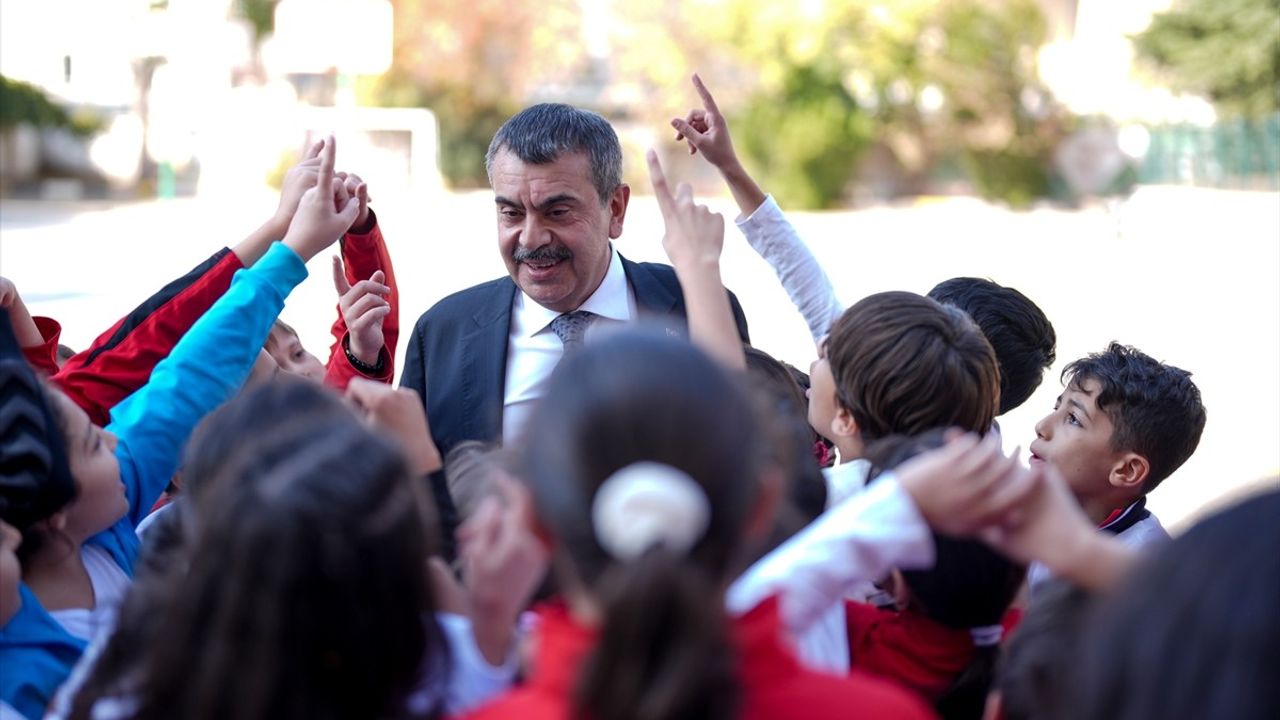 Milli Eğitim Bakanı Tekin’den Öğretmenlere Müjdeli Haber