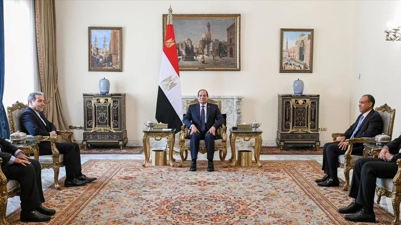 Mısır Cumhurbaşkanı Sisi, Gazze ve Lübnan'da Ateşkes Çağrısı Yaptı