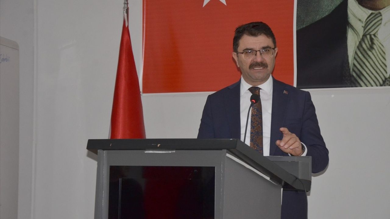 Muş'ta İmam Hatip Okulları İçin Değerlendirme Toplantısı Gerçekleşti