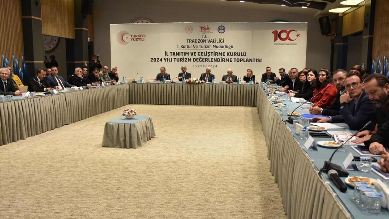 Nadir Alpaslan: Türkiye'nin Turizm Hedefi 100 Milyar Dolar