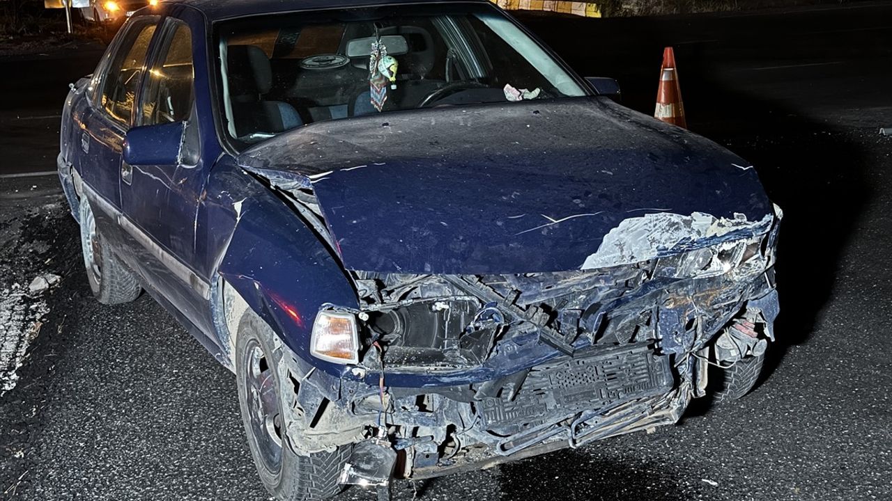 Nevşehir'de 3 Araçlı Trafik Kazası: 7 Yaralı