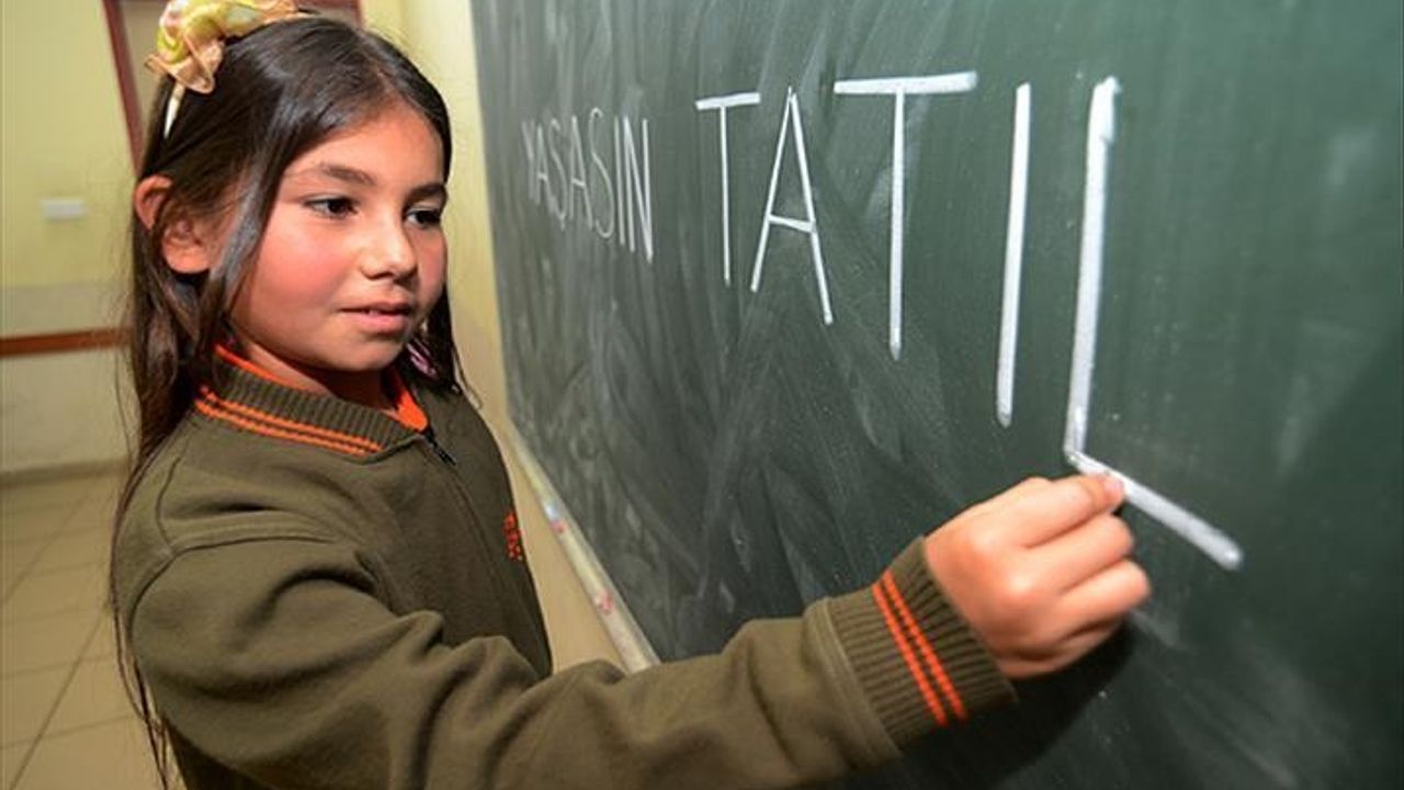 O Güne Özel MEB Müjdesi: 1.5 Gün Tatil Kararı