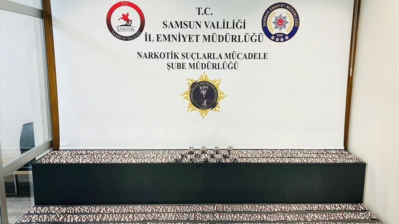 Samsun'da Uyuşturucu Operasyonu: 5 Bin 530 Hap Ele Geçirildi