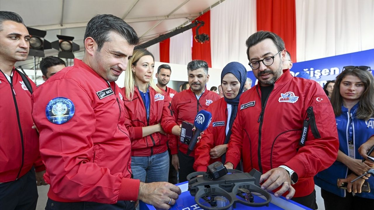 Selçuk Bayraktar, Anadolu Ajansının 'Haberci Drone'unu Test Etti