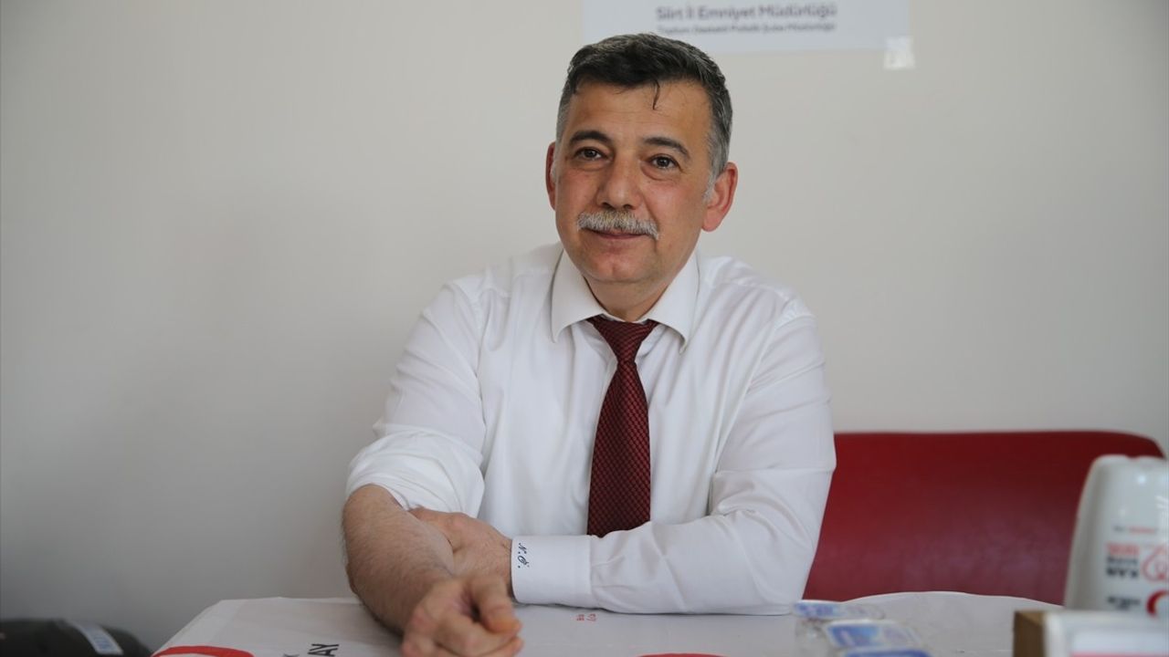 Siirt'te Polislerden Şehit Yılmaz'a Kan Bağışı