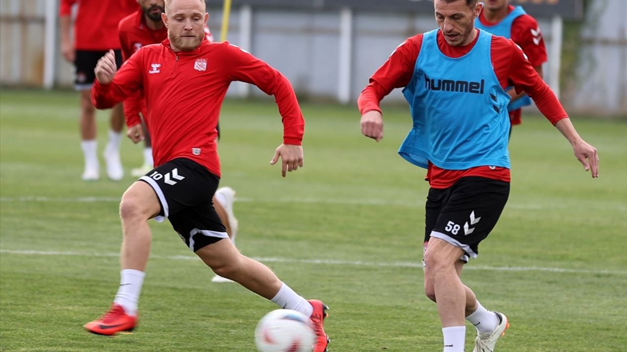 Sivasspor'un Hatayspor Maçına Hazırlıkları Devam Ediyor