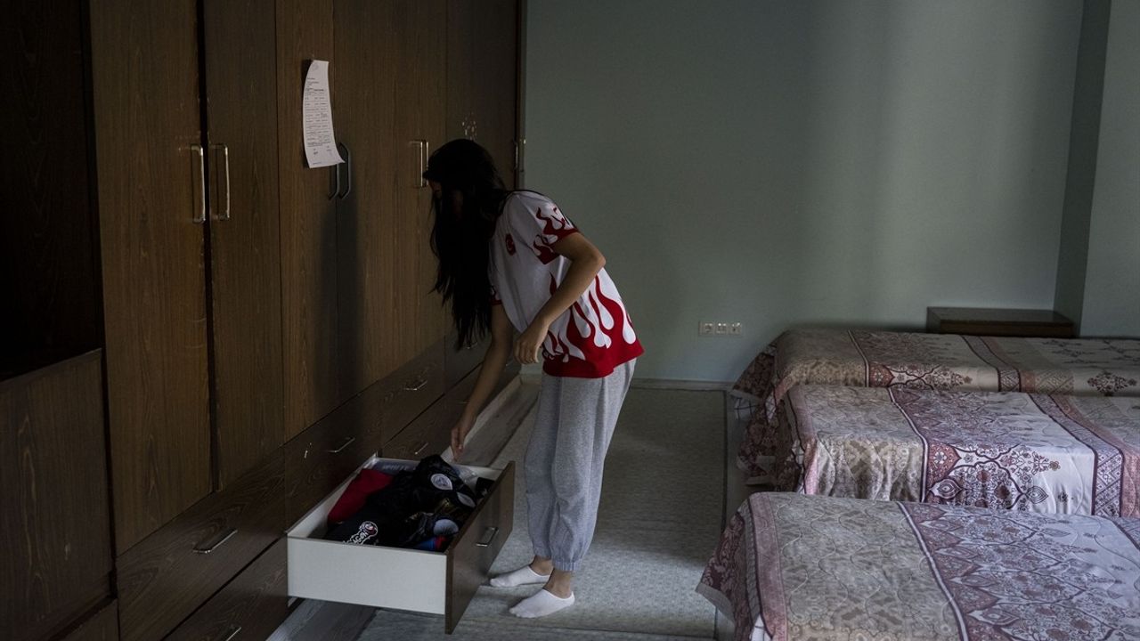 Sude'nin Hedefi: Wushu'da Avrupa Şampiyonu Olmak