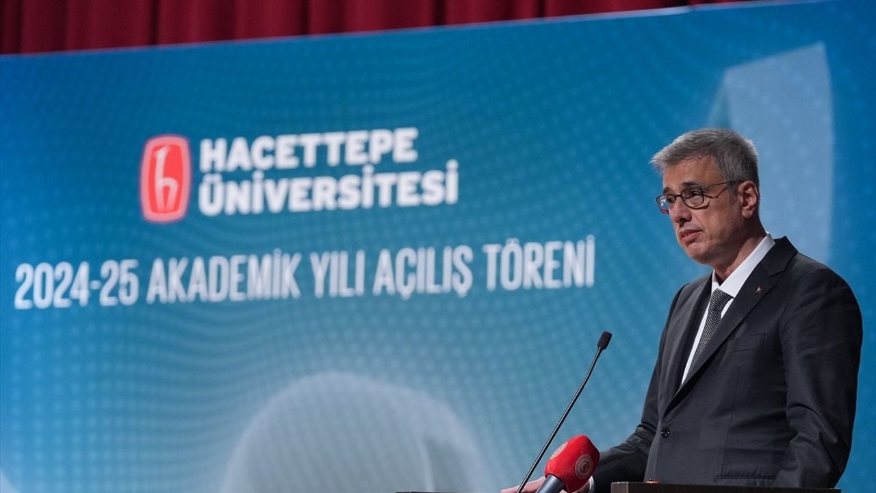 TBMM Başkanı Kurtulmuş, Hacettepe Üniversitesi Açılış Töreninde Yeni Anayasa Vurgusu Yaptı