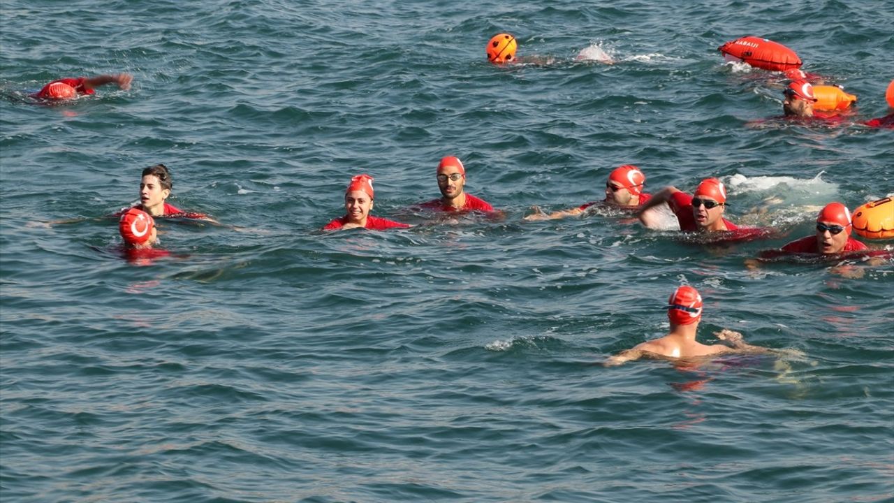 Tekirdağ'da Cumhuriyet Coşkusu: 1923 Kulaç Atıldı