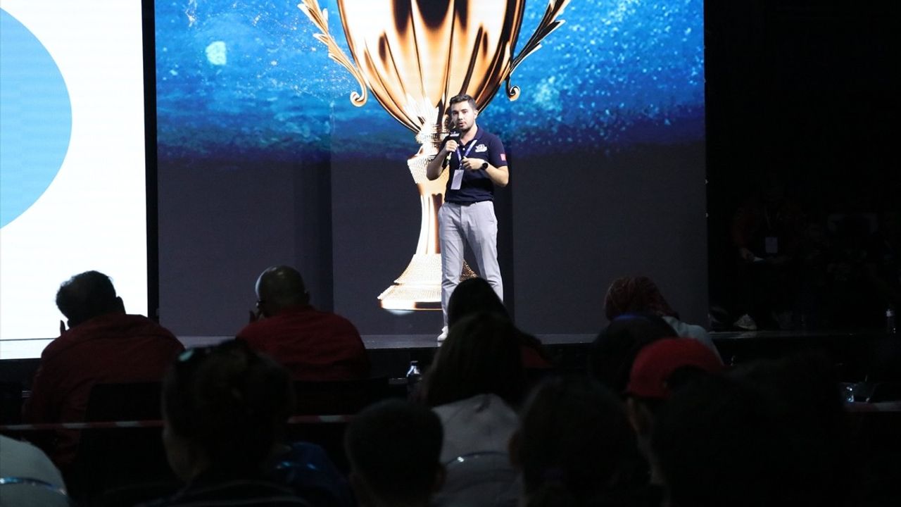 TEKNOFEST Adana'da 'İyilik, Merhamet ve Adalet' Temalı Proje Yarışması