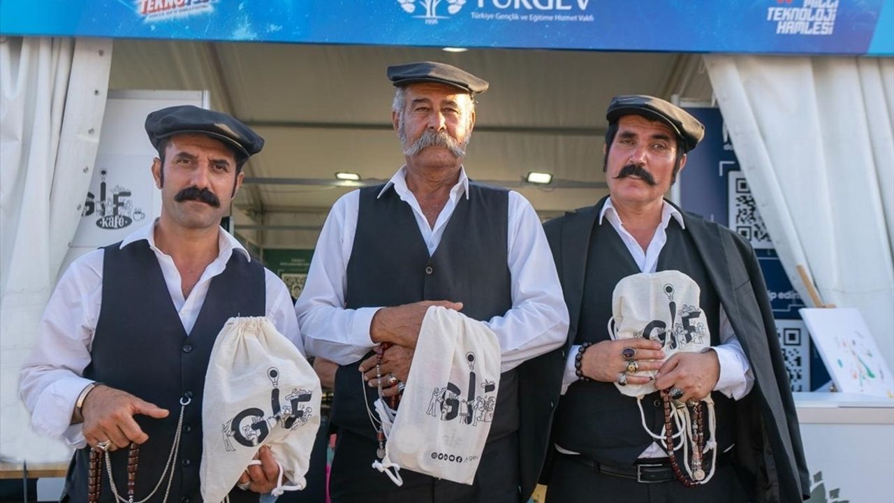 TÜRGEV Standı TEKNOFEST'te Büyük İlgi Gördü