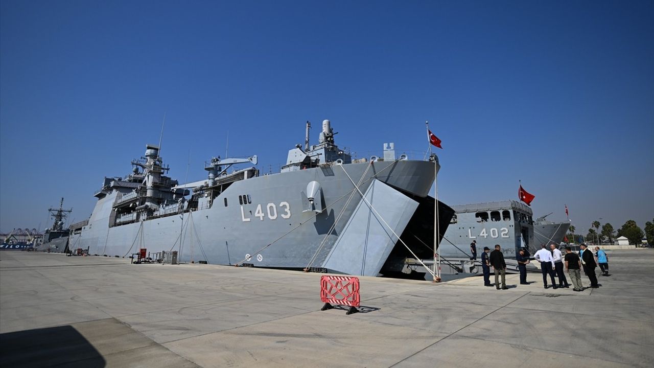 Türkiye'den Lübnan'a 300 Ton İnsani Yardım Ulaştı