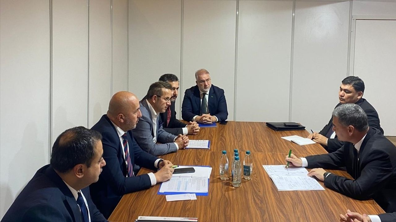 Uluslararası Nakliyeciler Derneği, Türkmenistan ile Yeni Ulaşım Yolları İçin Görüştü