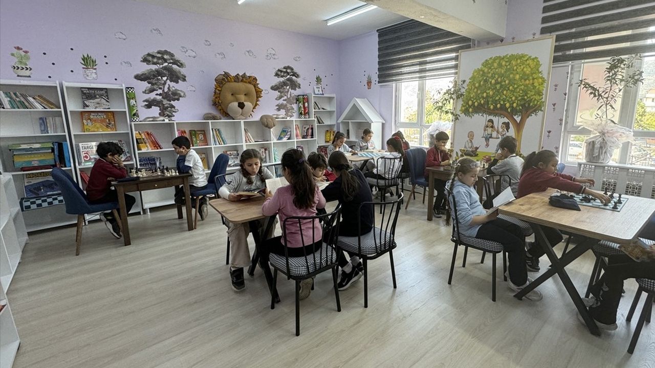 Umut Perincek Anısına Hatay'da Kütüphane Açıldı