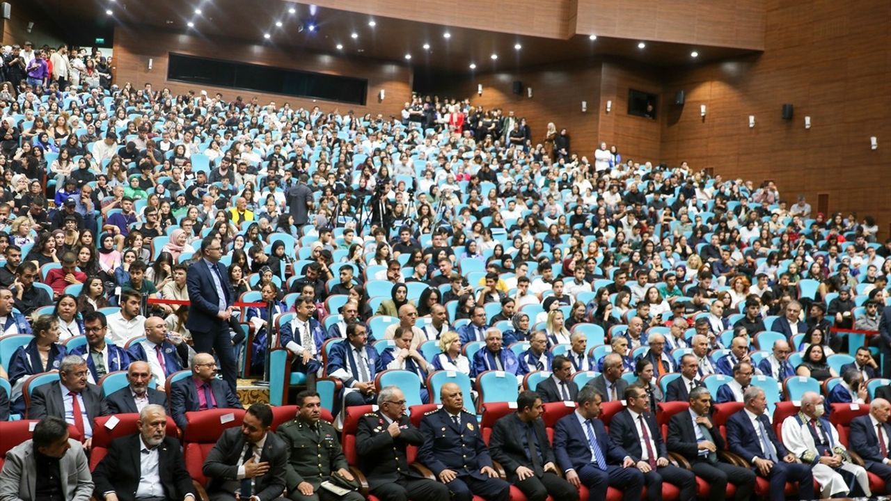 Uşak Üniversitesinde 2024-2025 Akademik Yılı Açılışı Yapıldı