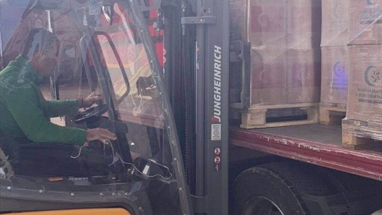 Vakıflar Genel Müdürlüğü Bosna Hersek'e 1000 Gıda Kolisi Gönderdi