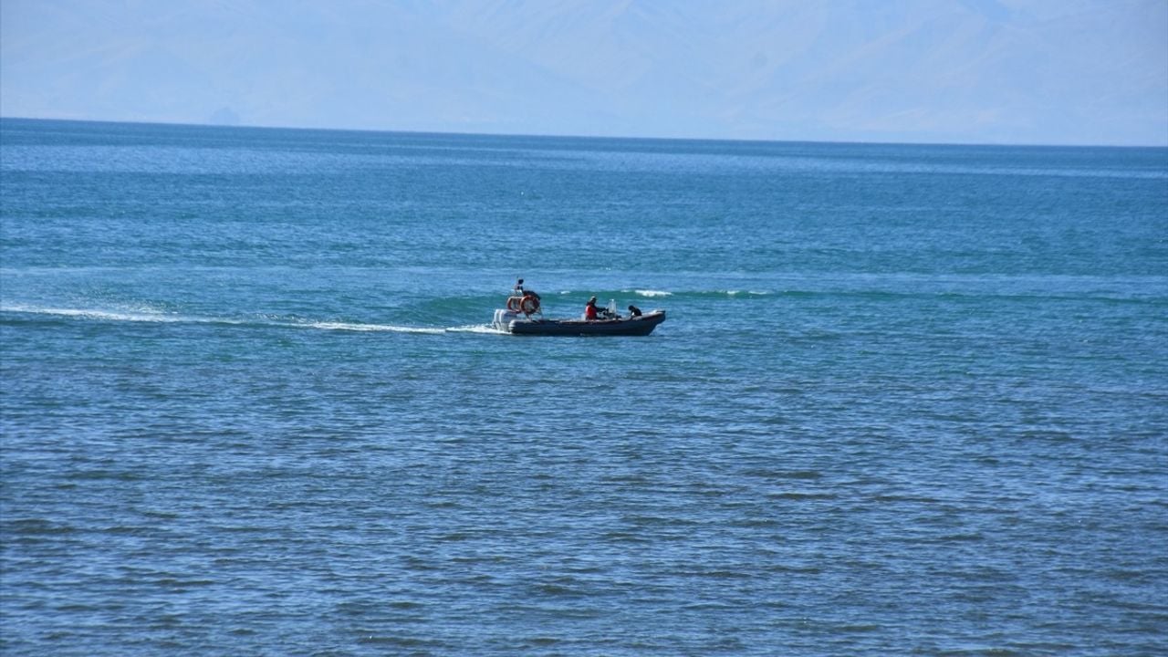 Van'da Kaybolan Üniversite Öğrencisi için Arama Çalışmaları Devam Ediyor