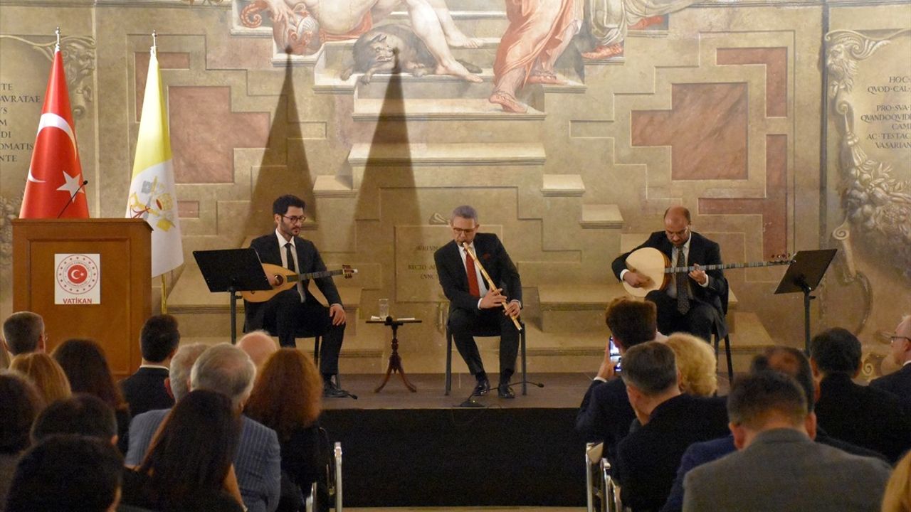 Vatikan'da 29 Ekim Cumhuriyet Bayramı Coşkusu