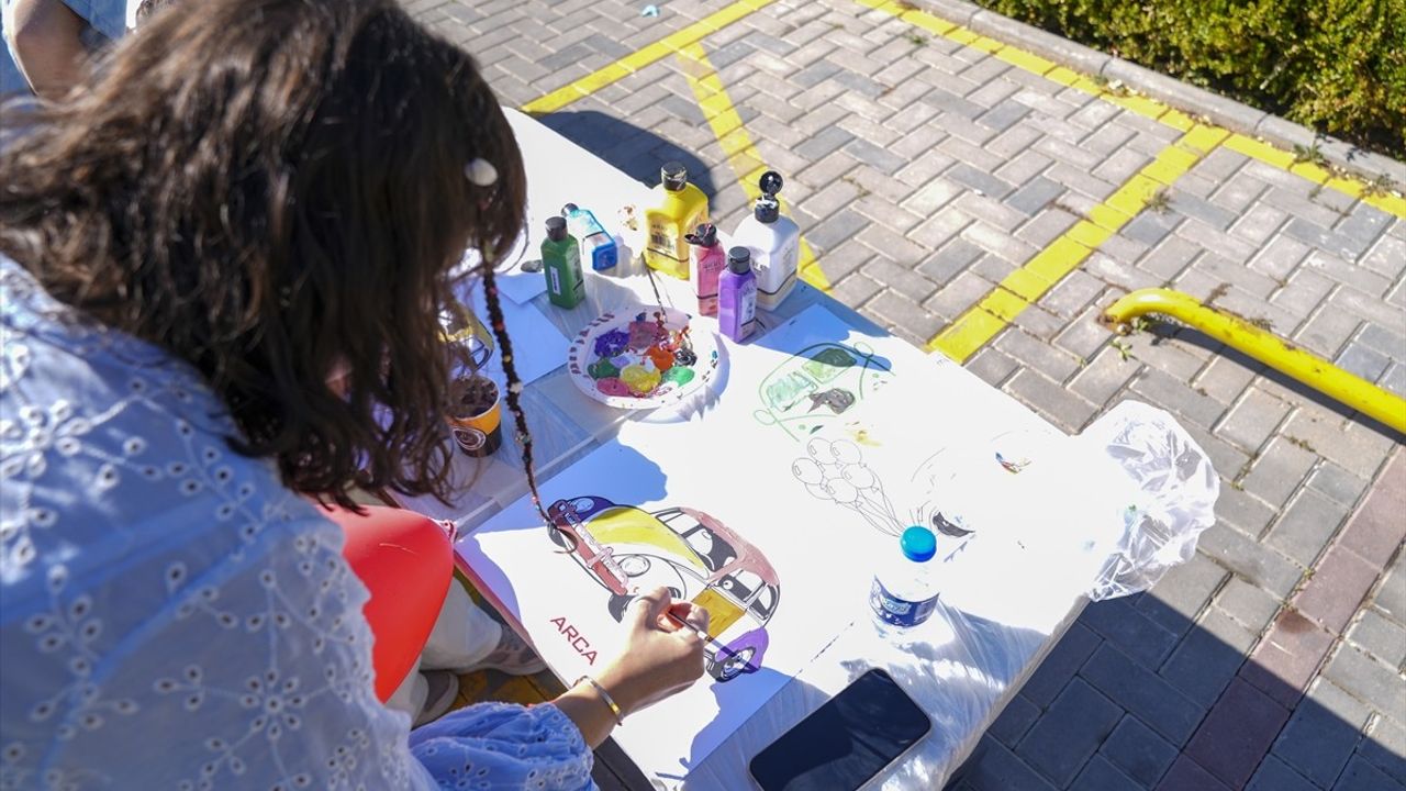 Yaşlı ve Engelliler Vosvoslarla Ankara Sokaklarında