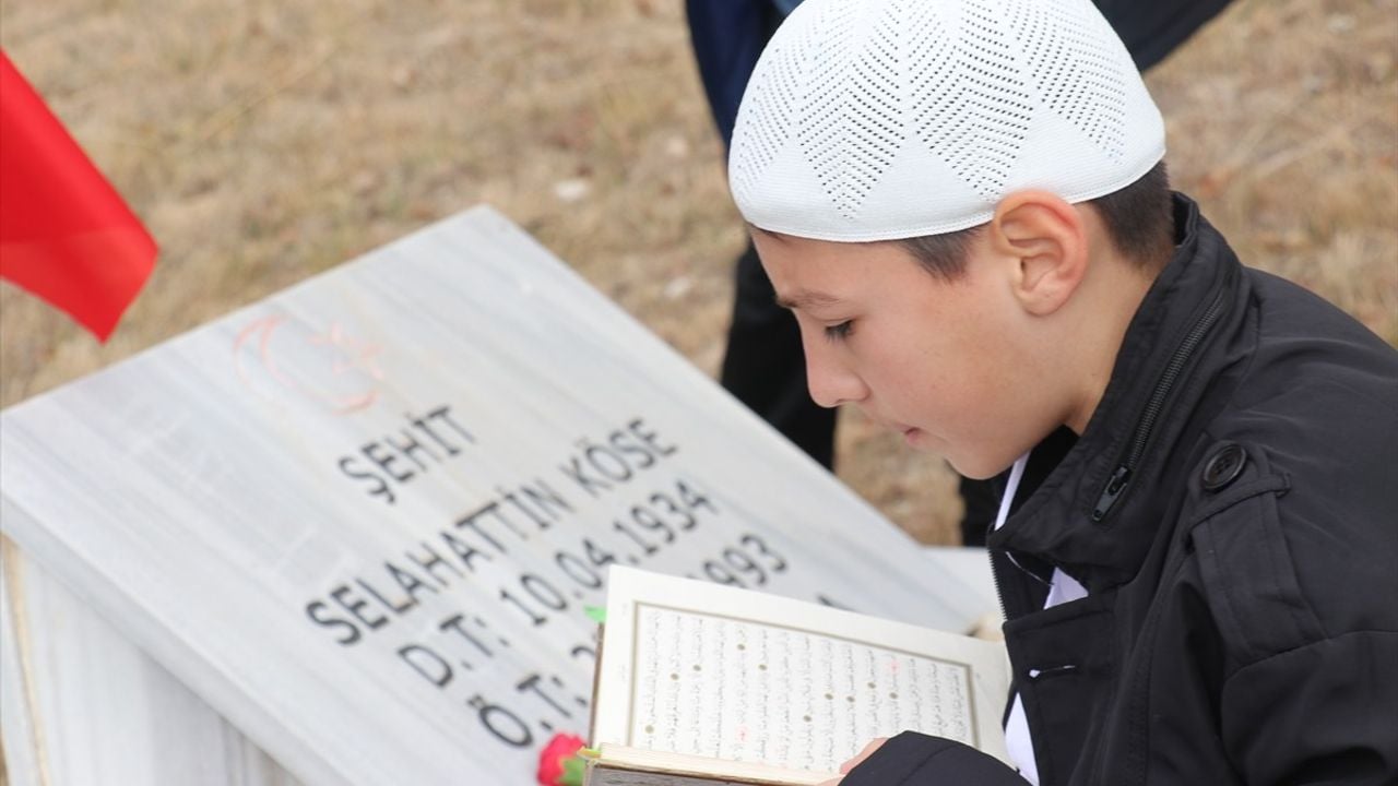 Yavi'deki 33 Şehit Mezarı Anma Töreni düzenlendi