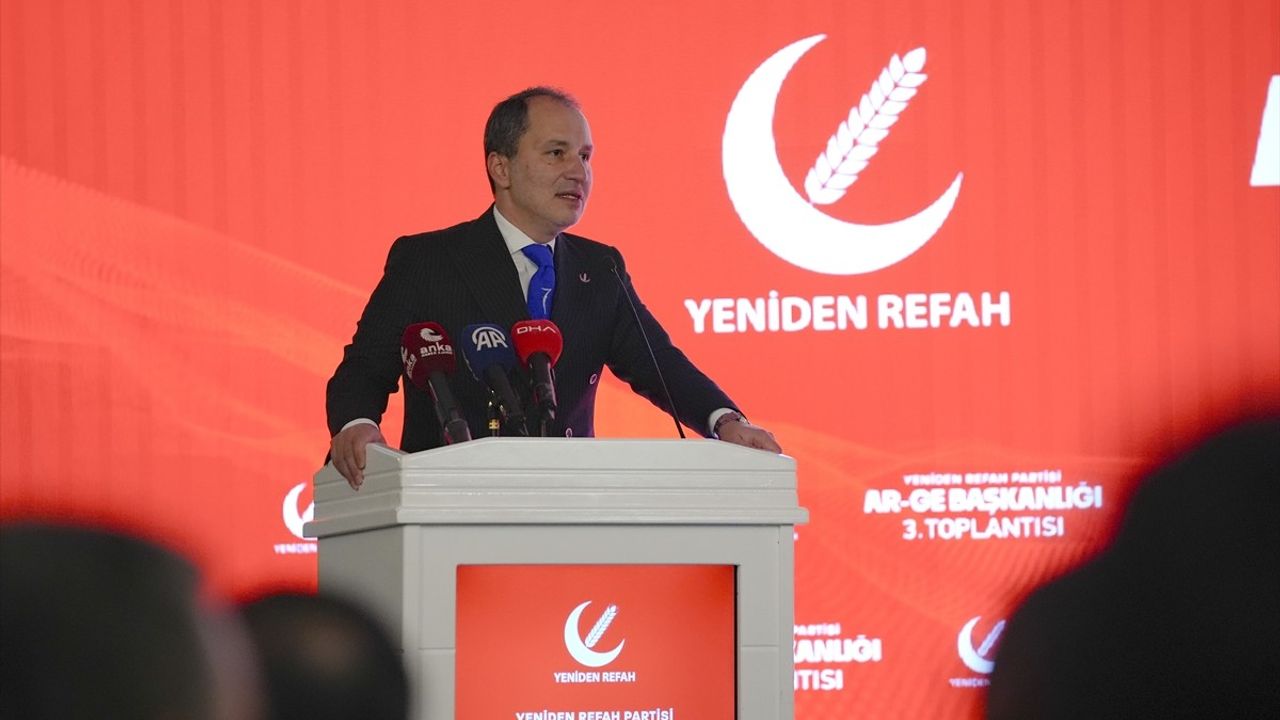 Yeniden Refah Partisi'nden Teknoloji Vurgusu: Adalet ve Refah İçin AR-GE Önemli