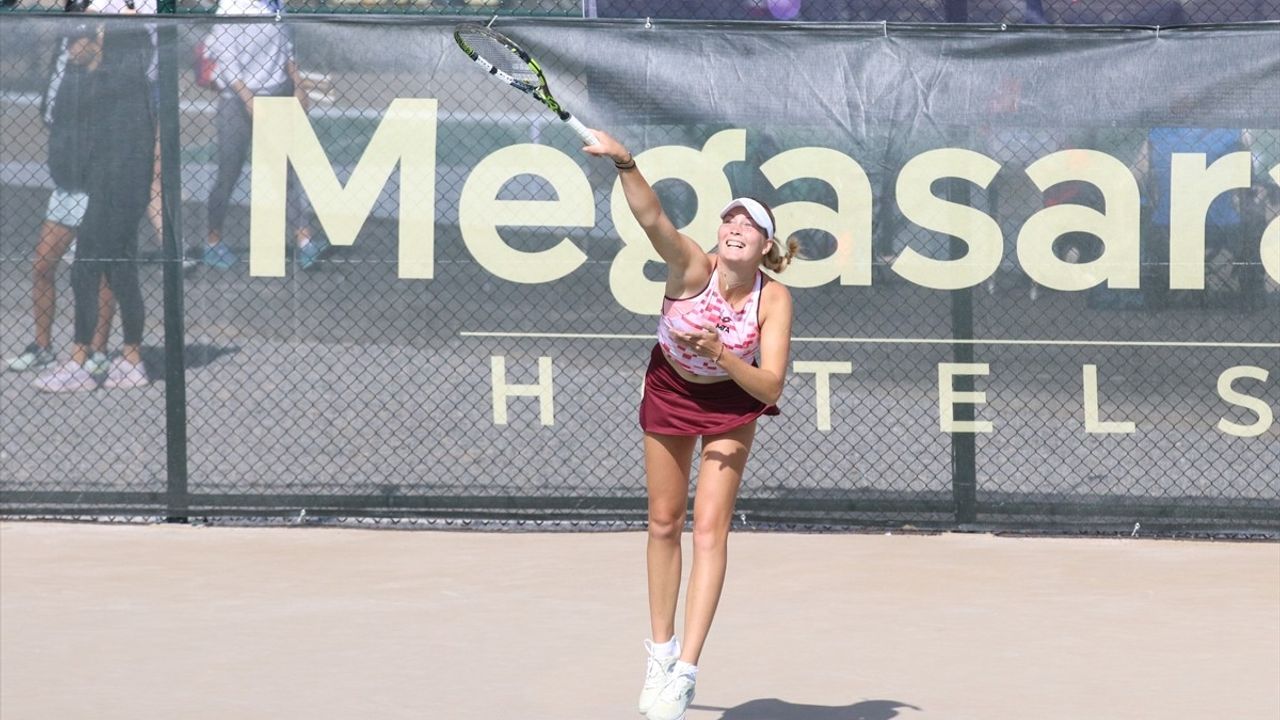 Yerli ve Yabancı Tenisçiler Yüksek İrtifa Merkezinde Güç Topluyor