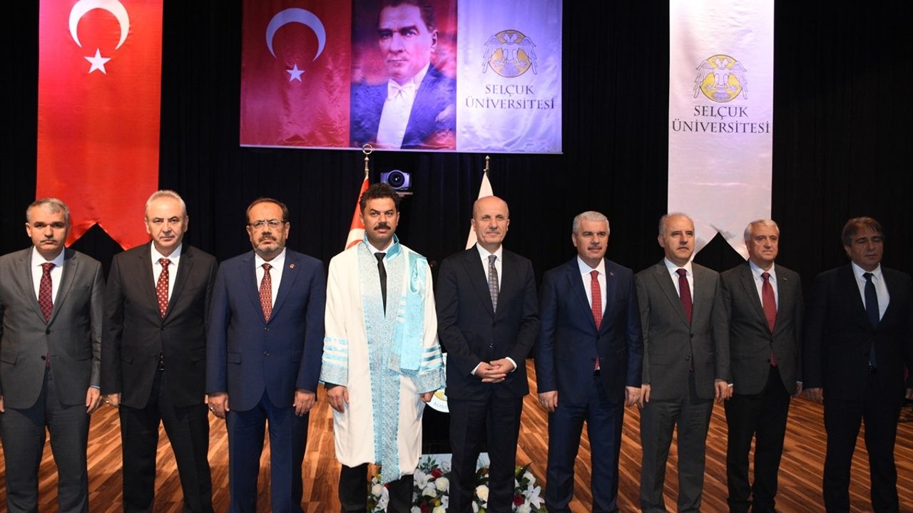 YÖK Başkanı Özvar'dan Selçuk Üniversitesi Açılışında Yeşil ve Dijital Becerilere Vurgu