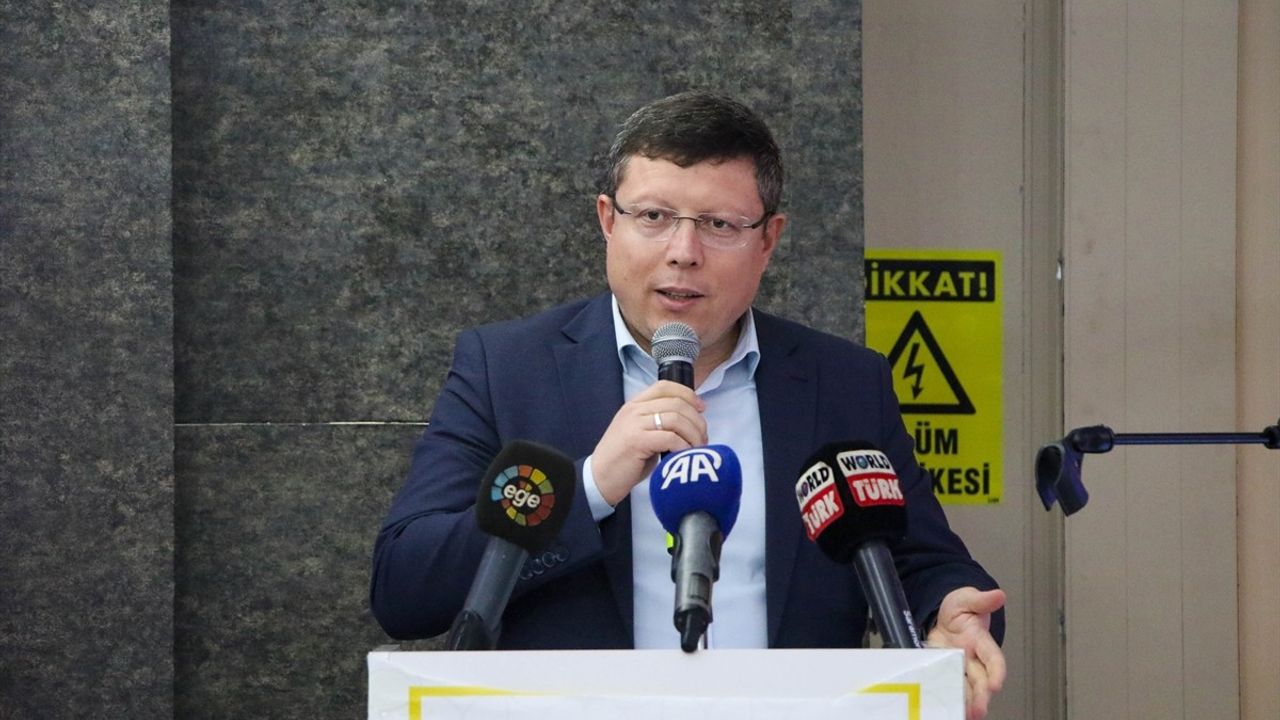 Zeybekci'den Uşak Kongresinde Ekonomik Değerlendirme