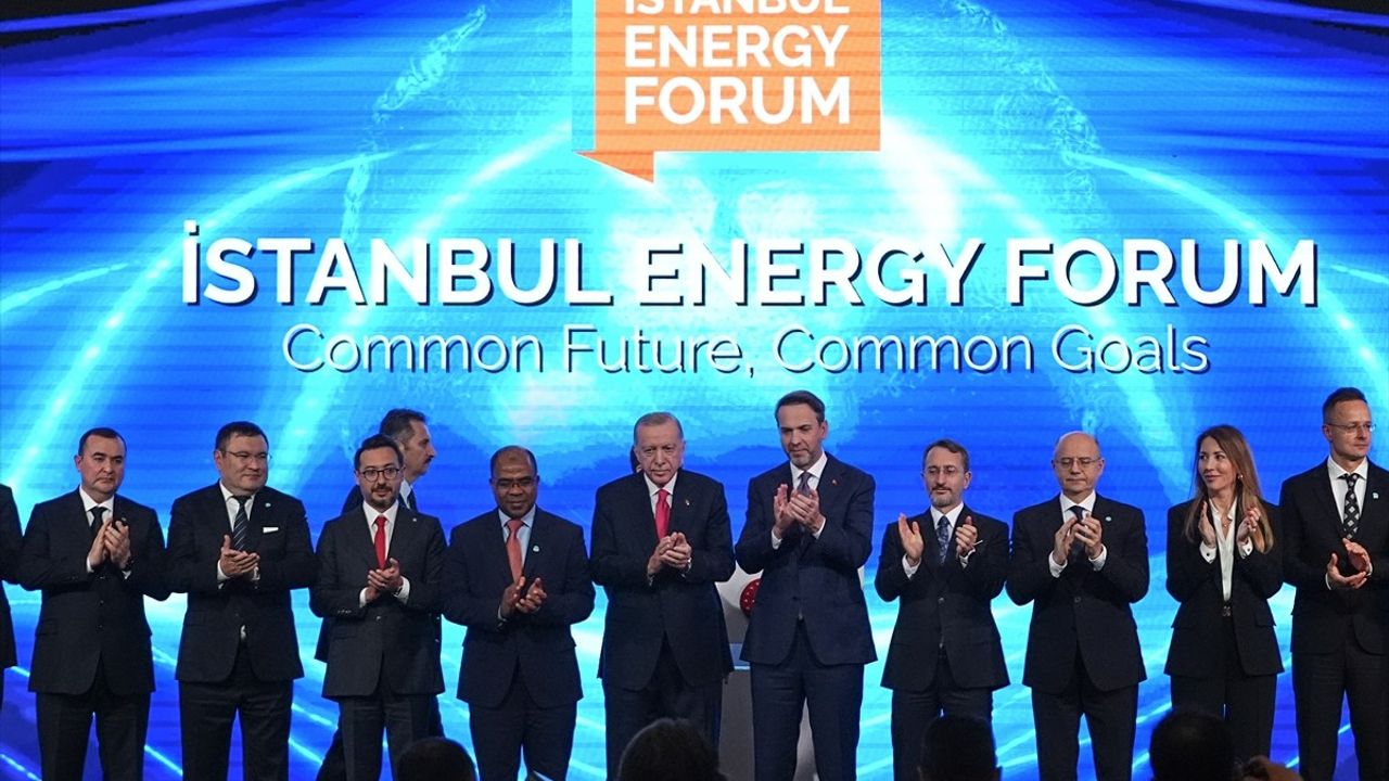 AA Genel Müdürü Karagöz, İstanbul Energy Forum'da Enerji Piyasalarındaki Rolü Vurguladı