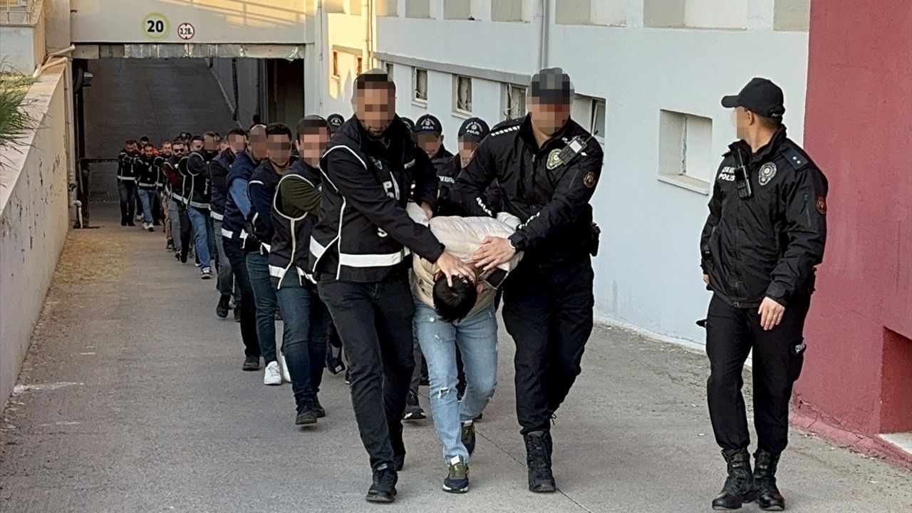 Adana'da Kuyu-37 Operasyonunda 282 Zanlı Adliyeye Sevk Edildi