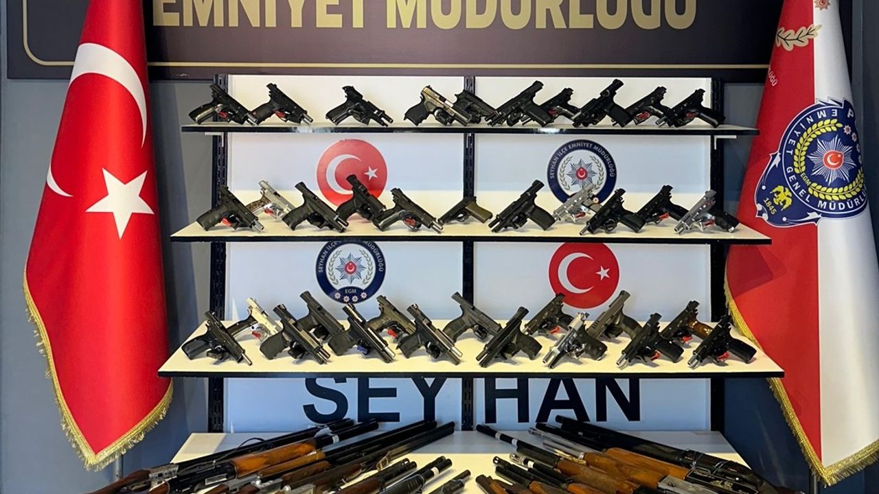 Adana'da Operasyon: 61 Ruhsatsız Silah Ele Geçirildi
