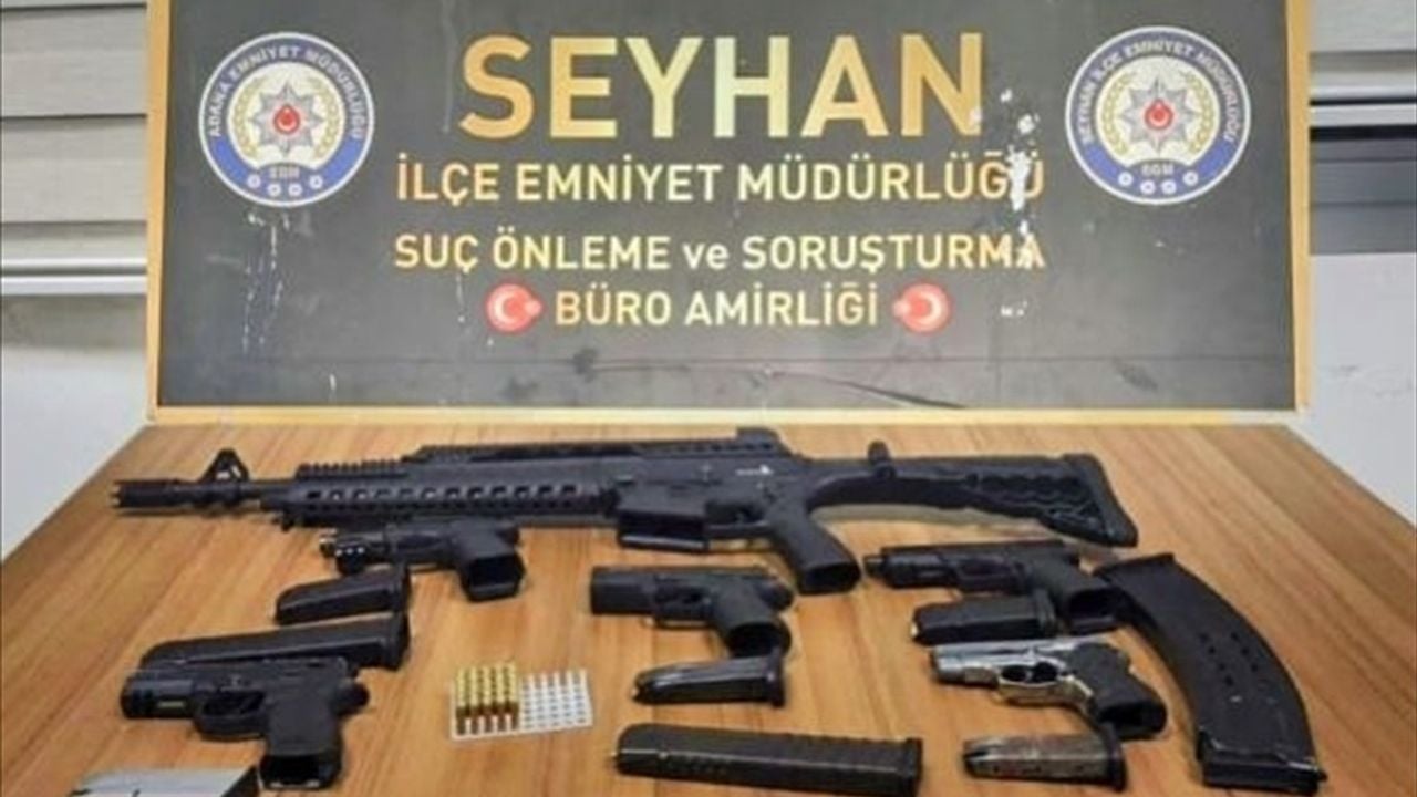 Adana'da Ruhsatsız Silahlar Ele Geçirildi, Şüpheli Tutuklandı