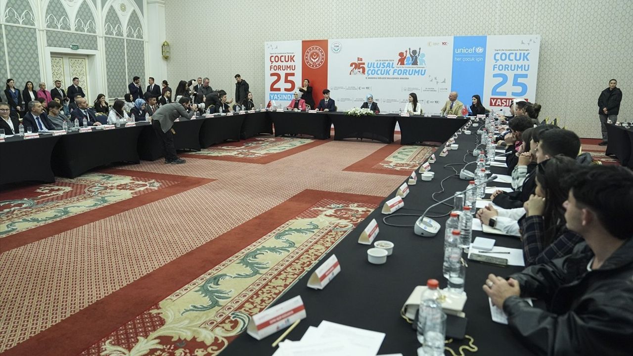 Aile ve Sosyal Hizmetler Bakanı Göktaş, Ulusal Çocuk Forumu'nda Çocuk Haklarına Dikkat Çekti