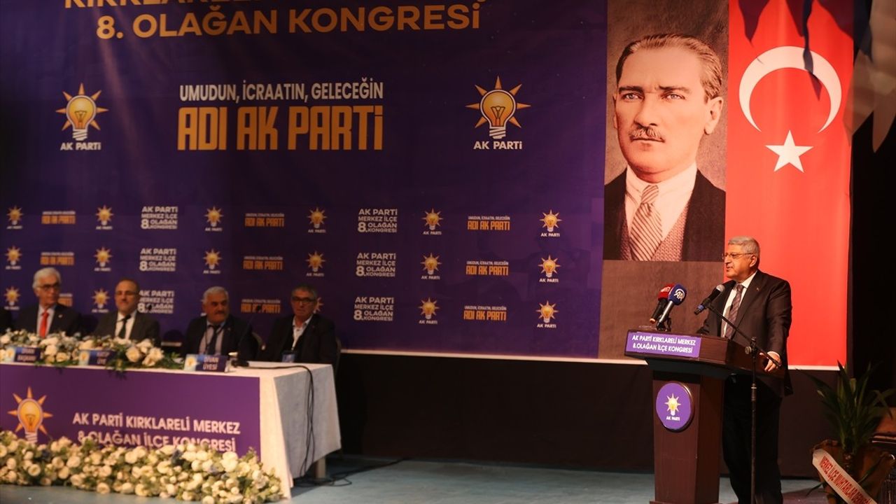 AK Parti Genel Başkan Yardımcısı Demiröz: 'Birlikte Olun, Ülkenizi Sevin'