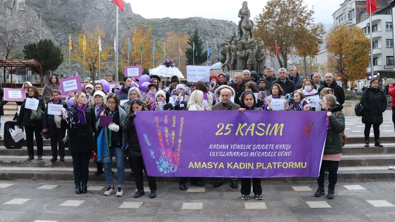 Amasya'da Kadına Yönelik Şiddete Karşı Farkındalık Protestosu Düzenlendi