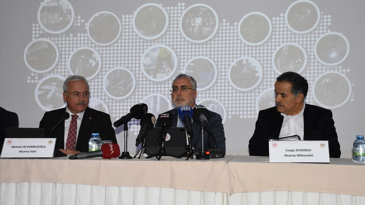 Bakan Işıkhan: Türkiye'nin Kaybedecek Zamanı Yok